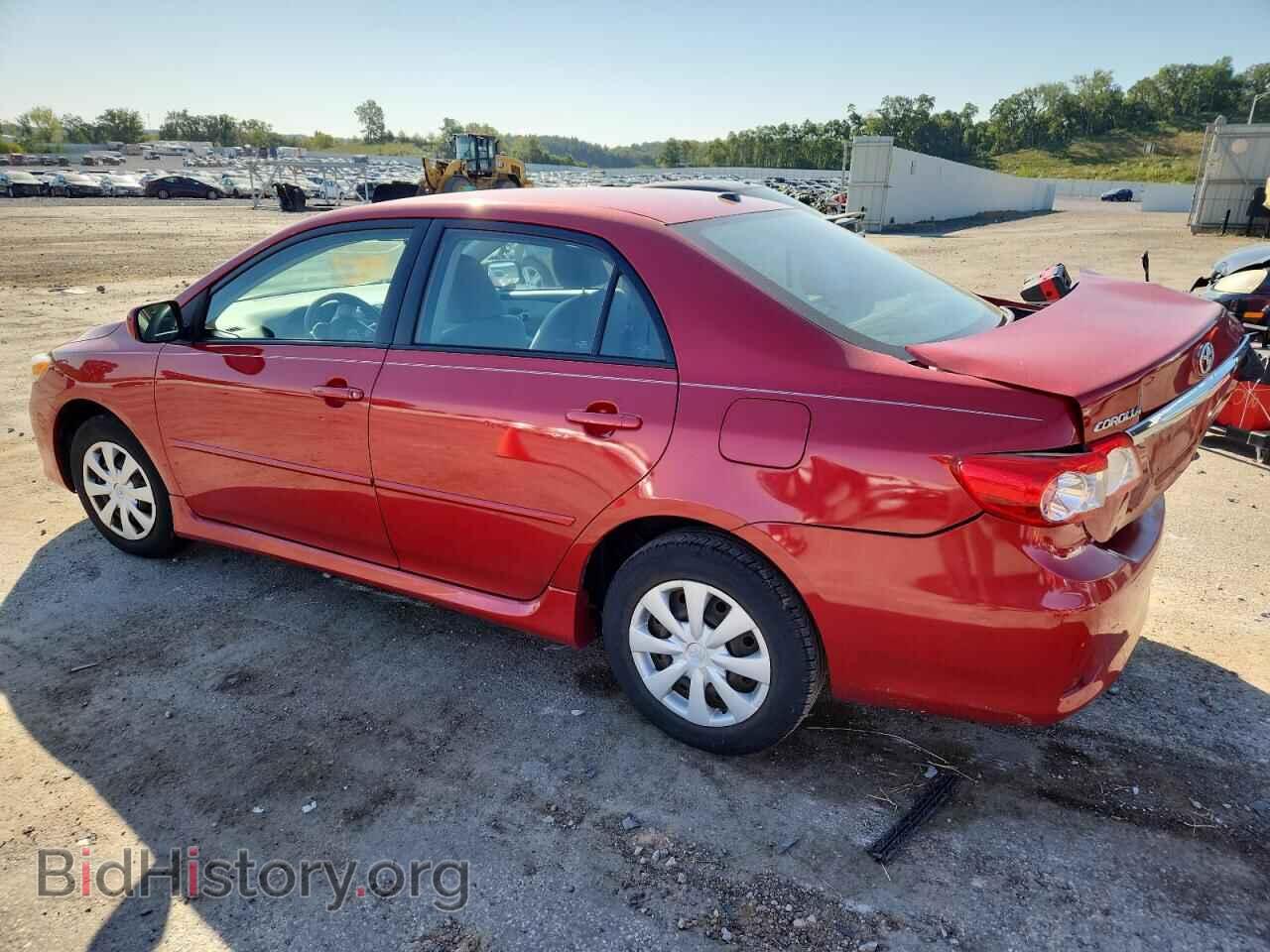 2011 TOYOTA COROLLA - VIN: 2T1BU4EE6BC715575 - Фото 2