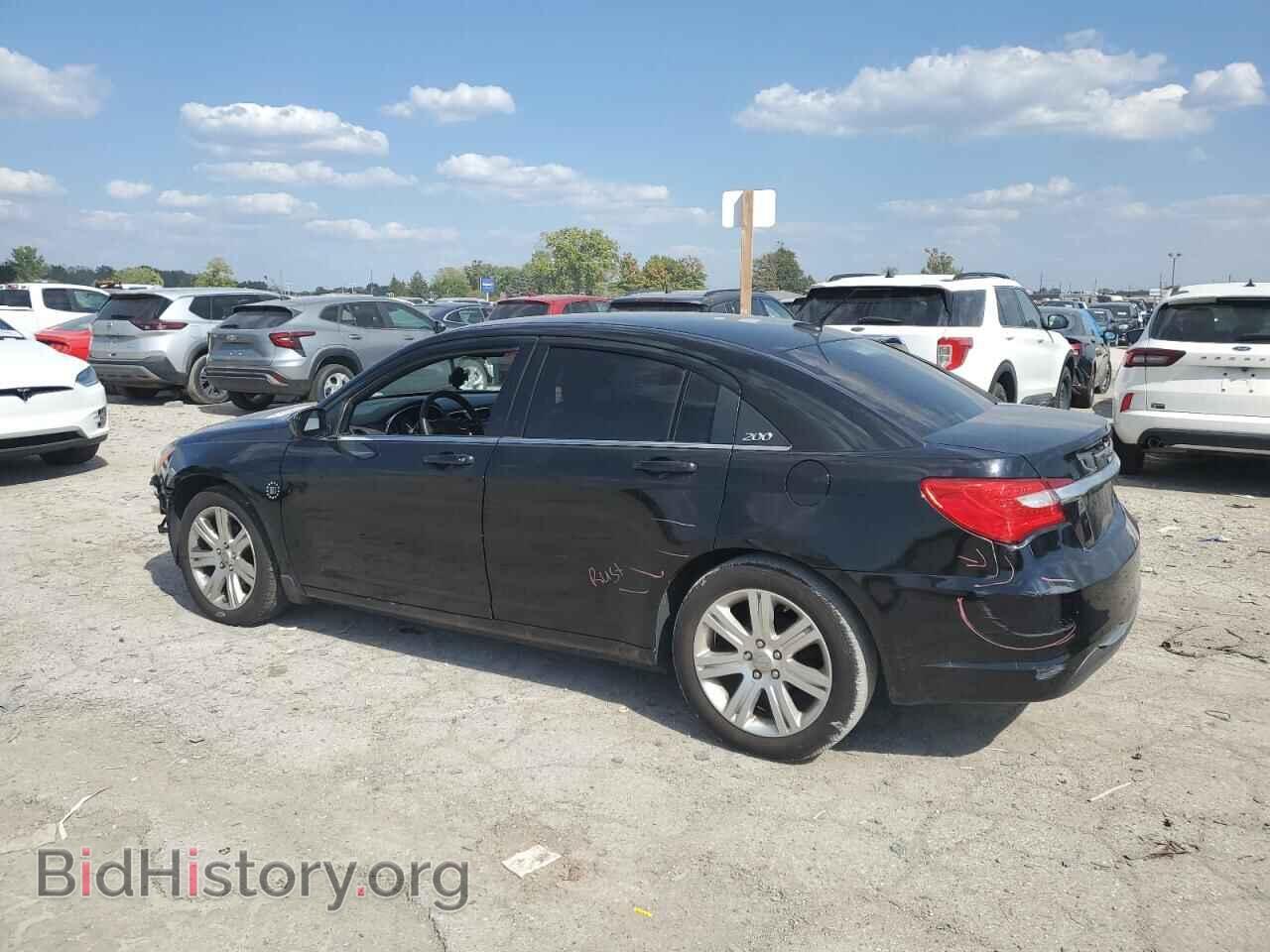 2013 CHRYSLER 200 - VIN: 1C3CCBAB4DN704537 - Photo 2
