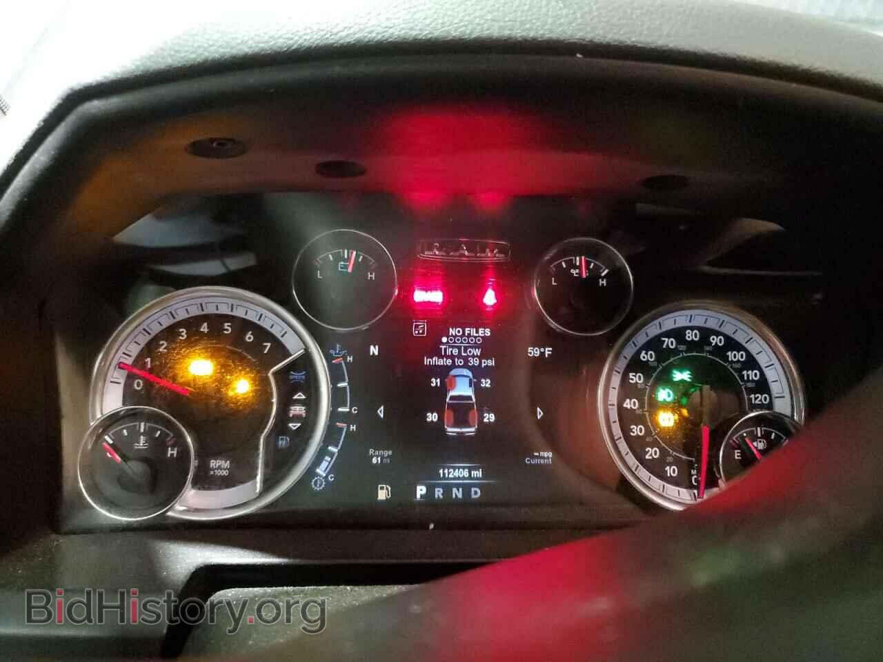 2018 RAM 1500 - VIN: 3C6RR7LT0JG154482 - Фото 9
