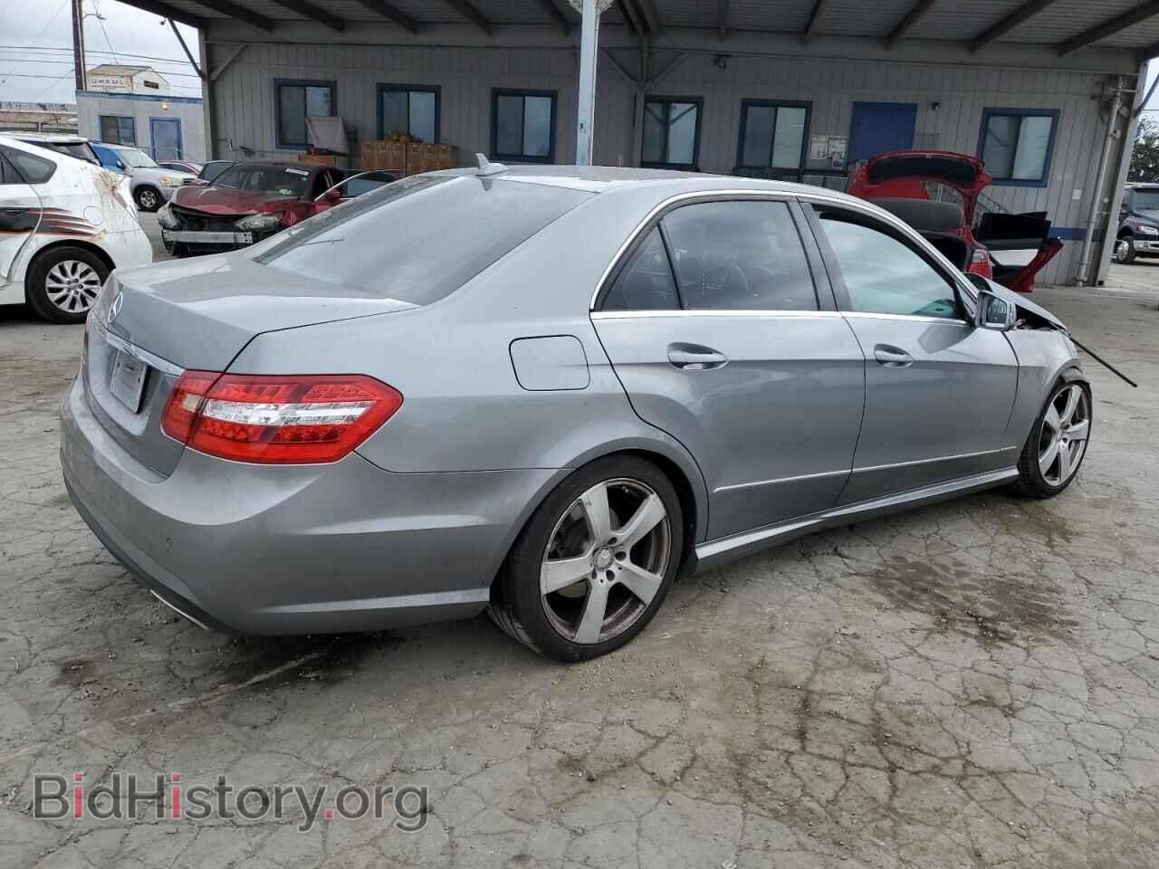 2011 MERCEDES-BENZ E-CLASS - VIN: WDDHF5GB8BA470091 - Фото 3