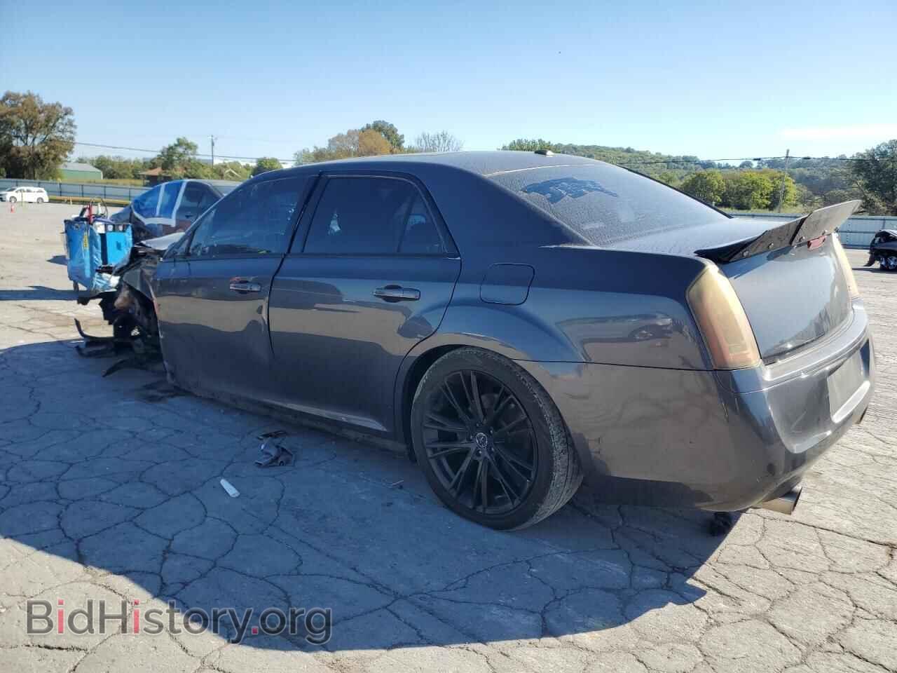 2013 CHRYSLER 300 - VIN: 2C3CCAGT0DH683351 - Фото 2