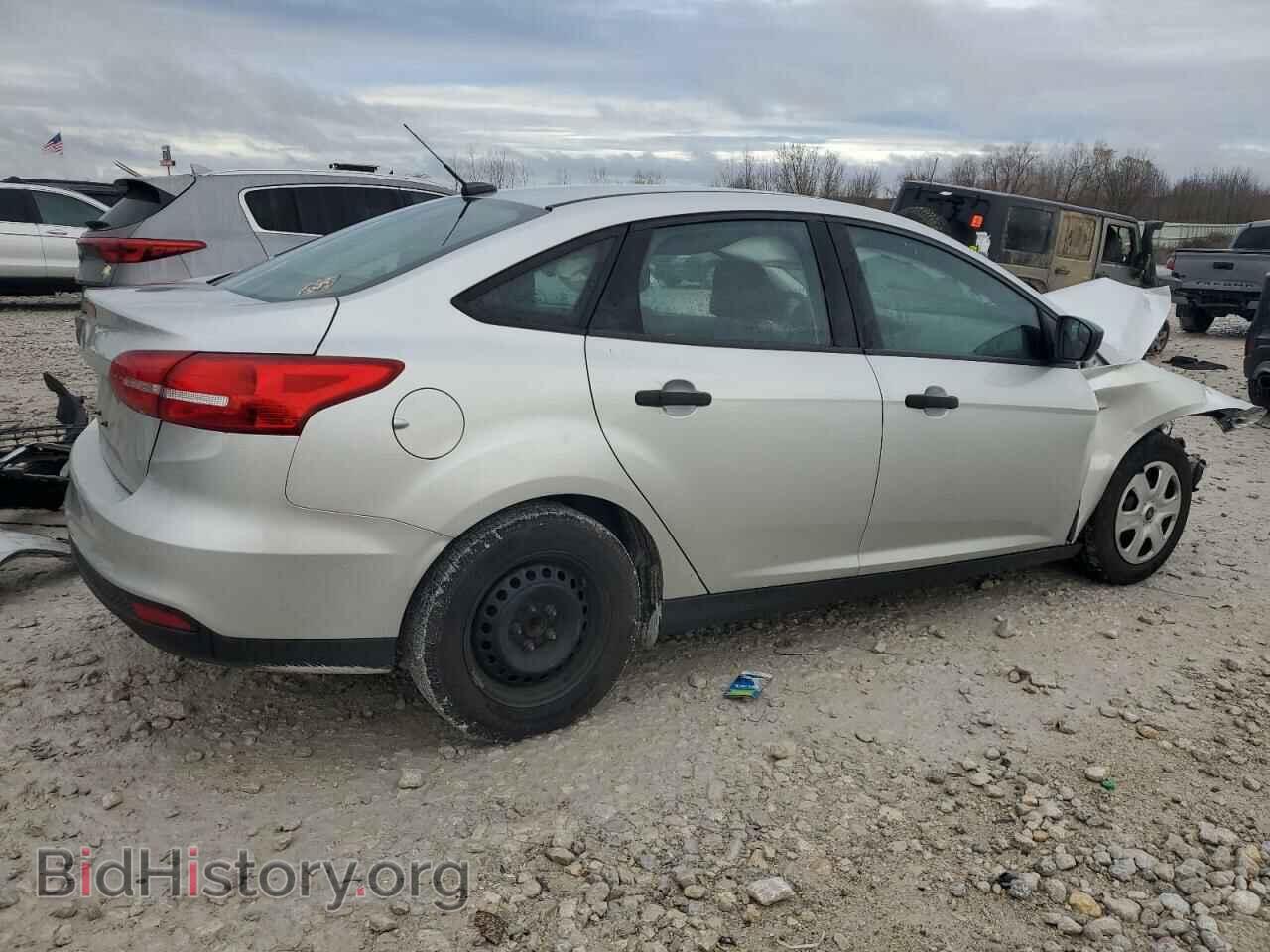 2018 FORD FOCUS - VIN: 1FADP3E23JL285856 - Photo 3