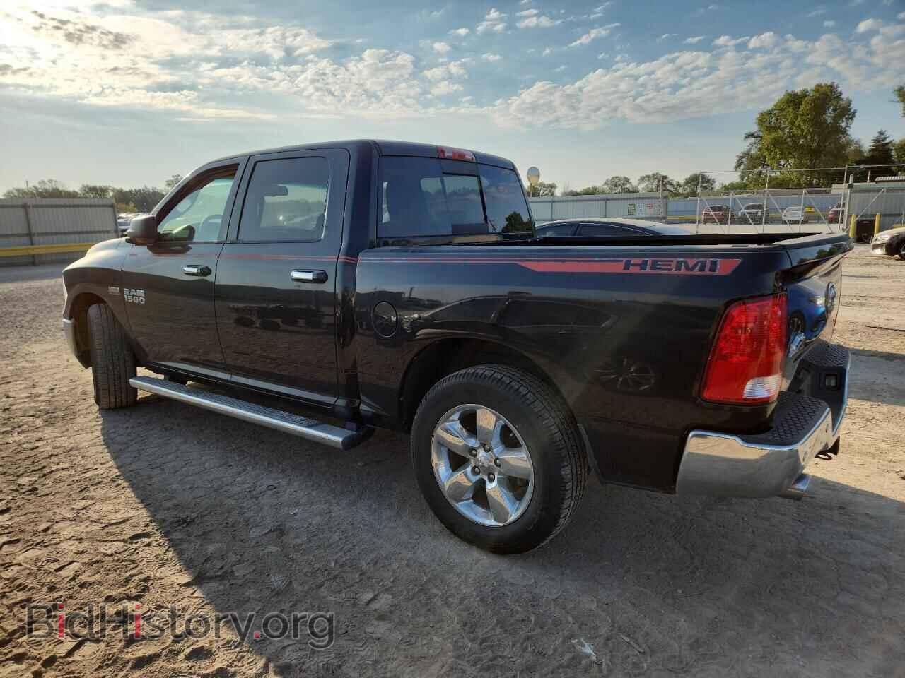 2016 RAM 1500 - VIN: 3C6RR6LT7GG321990 - Фото 2