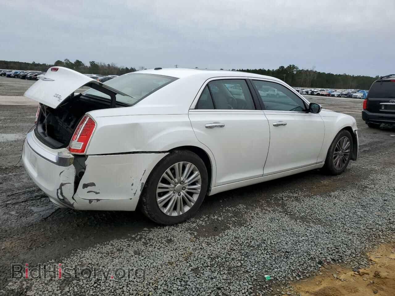 2011 CHRYSLER 300 - VIN: 2C3CK6CT3BH530403 - Фото 3