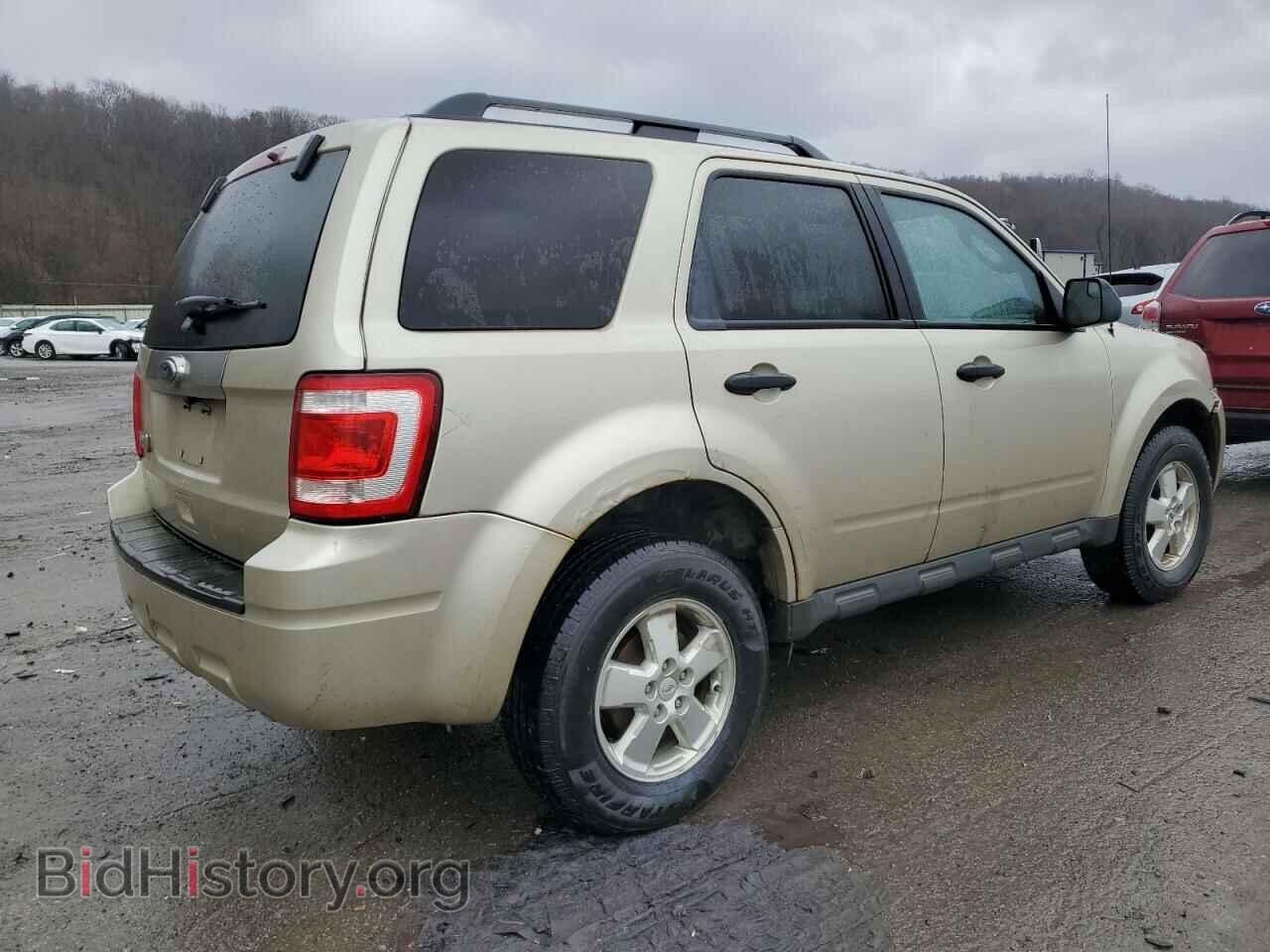 2011 FORD ESCAPE - VIN: 1FMCU9D75BKA61151 - Фото 3