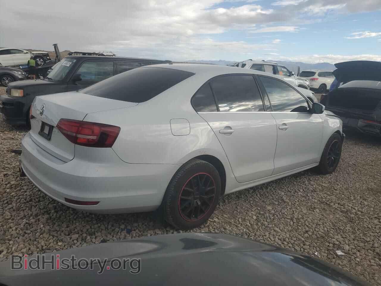 2017 VOLKSWAGEN JETTA - VIN: 3VW2B7AJ8HM286043 - Фото 3