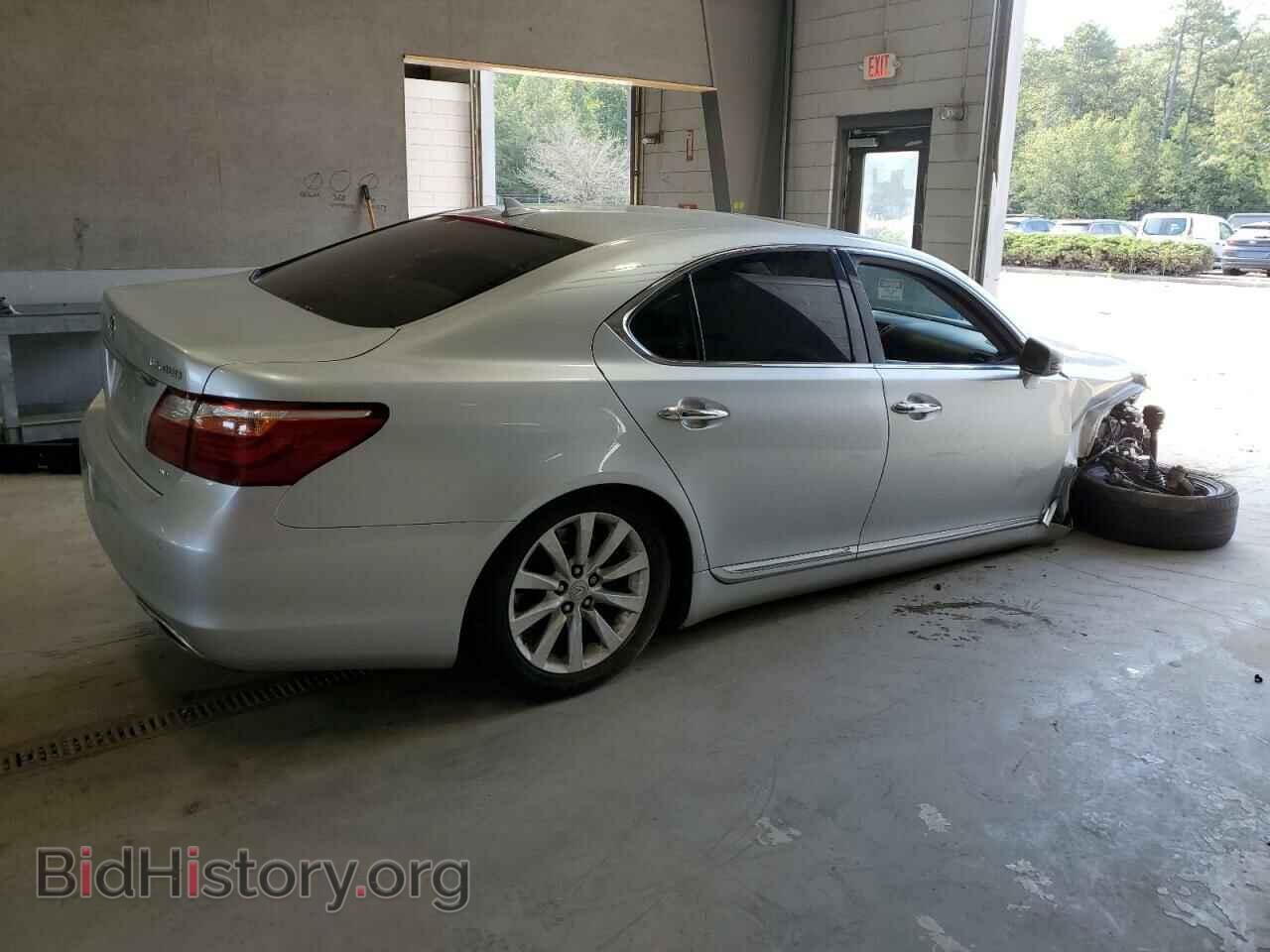 2010 LEXUS LS460 - VIN: JTHCL5EF2A5004701 - Фото 3