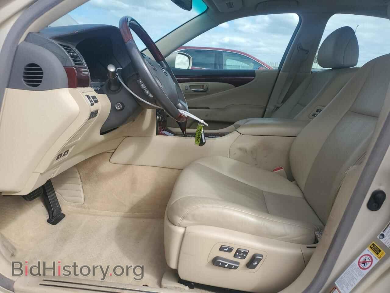 2007 LEXUS LS460 - VIN: JTHBL46FX75010310 - Photo 7