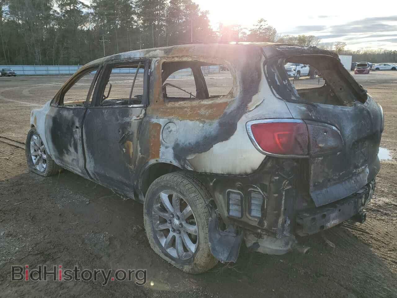 2016 BUICK ENCLAVE - VIN: 5GAKRCKD7GJ249076 - Фото 2
