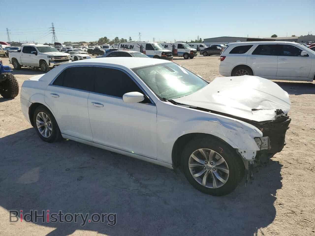 2016 CHRYSLER 300 - VIN: 2C3CCAAG3GH156307 - Фото 4