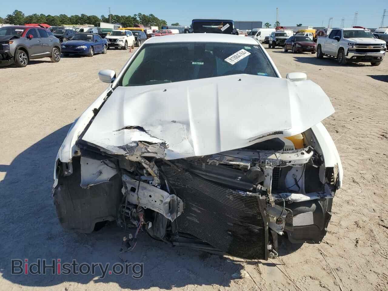 2016 CHRYSLER 300 - VIN: 2C3CCAAG3GH156307 - Фото 5