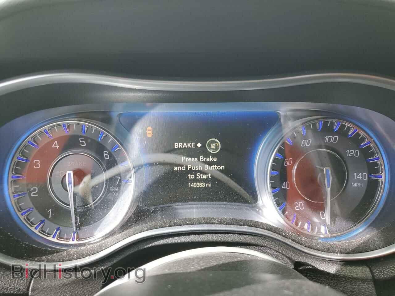2016 CHRYSLER 300 - VIN: 2C3CCAAG3GH156307 - Фото 9