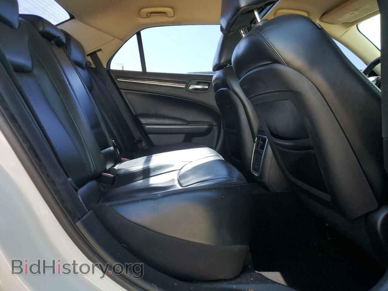 2016 CHRYSLER 300 - VIN: 2C3CCAAG3GH156307 - Фото 10