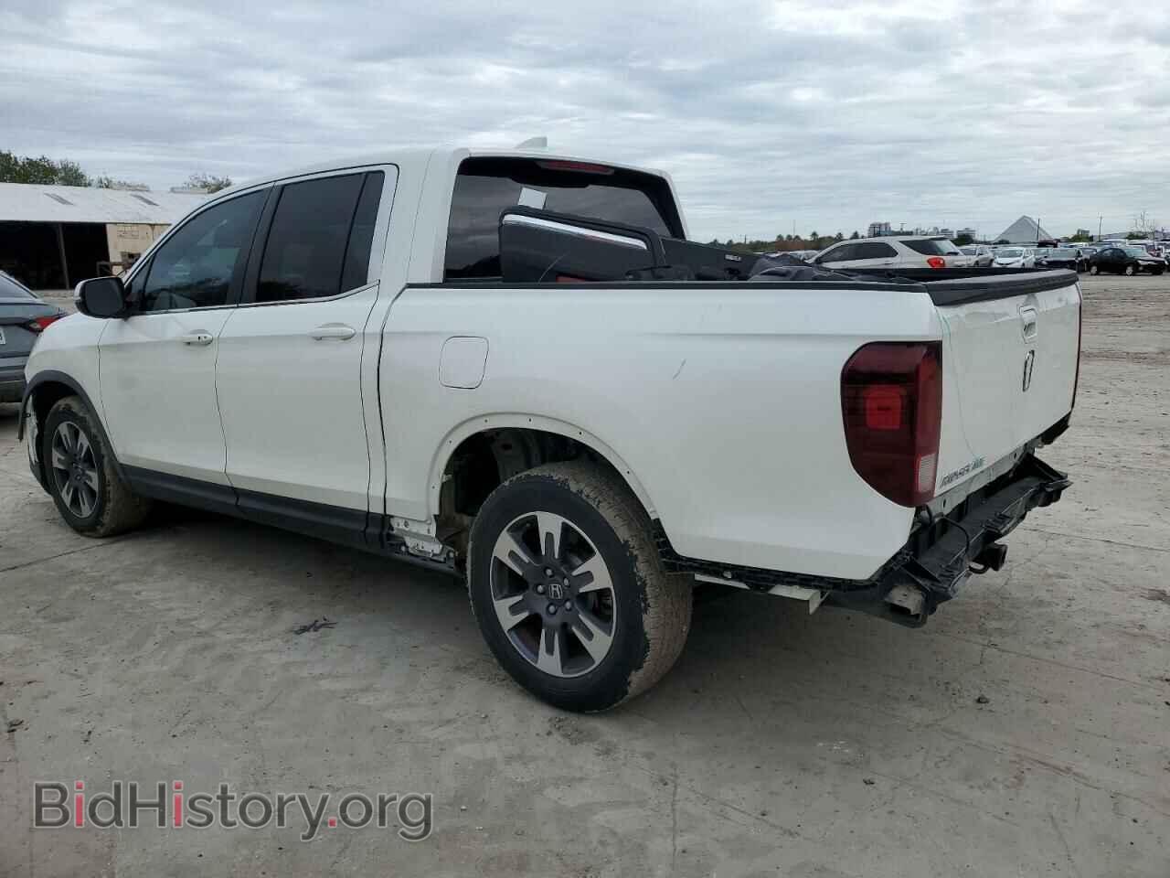 2018 HONDA RIDGELINE - VIN: 5FPYK2F61JB001043 - Фото 2