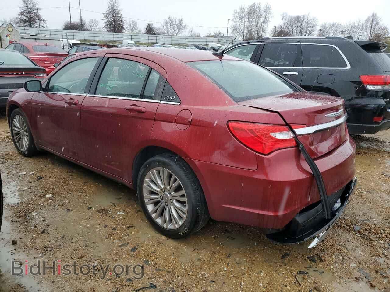 2012 CHRYSLER 200 - VIN: 1C3CCBAB8CN134704 - Фото 2