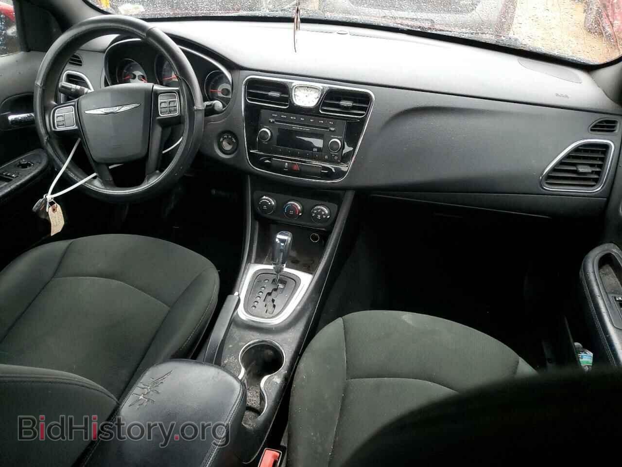2012 CHRYSLER 200 - VIN: 1C3CCBAB8CN134704 - Фото 8