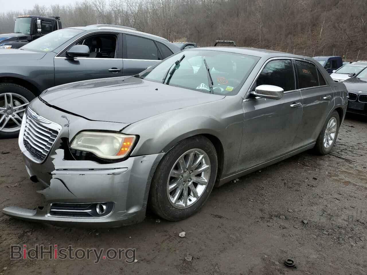 Фотография 2C3CCACG7CH310217 - CHRYSLER 300 2012