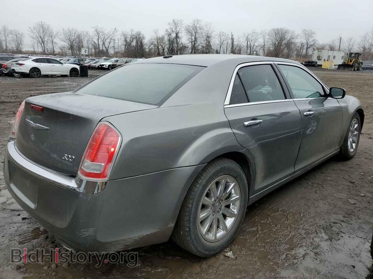 2012 CHRYSLER 300 - VIN: 2C3CCACG7CH310217 - Фото 3