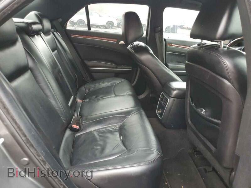 2012 Chrysler 300 (VIN 2C3CCACG7CH310217) — photo 10 of 12