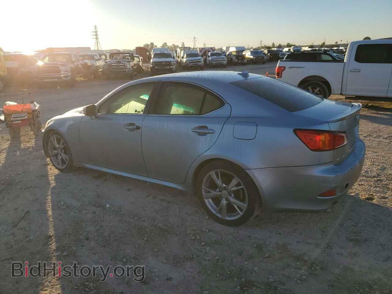 2010 LEXUS IS - VIN: JTHBF5C28A5114090 - Photo 2
