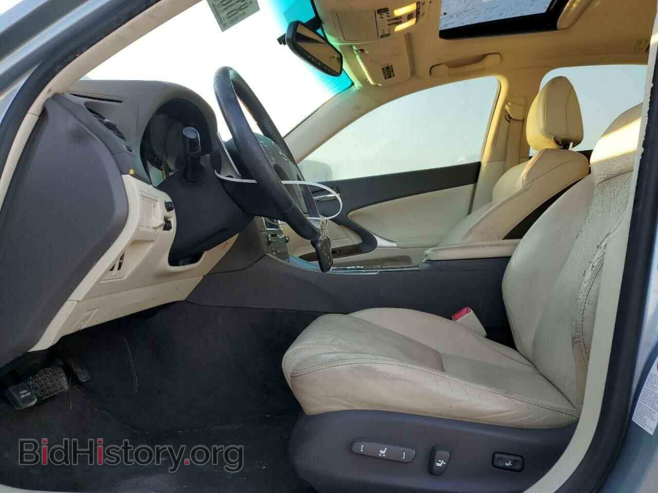 2010 LEXUS IS - VIN: JTHBF5C28A5114090 - Photo 7
