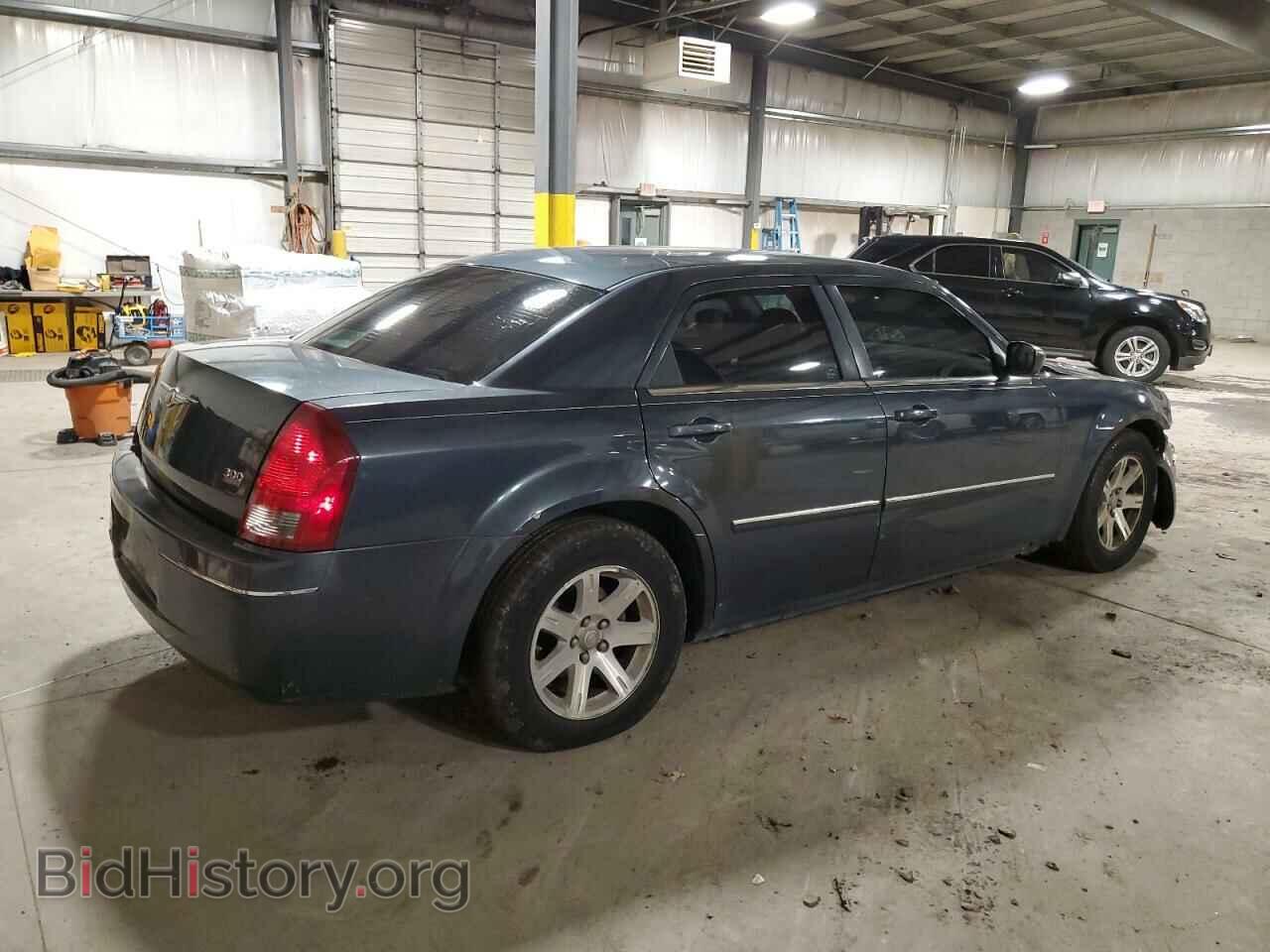 2007 CHRYSLER 300 - VIN: 2C3KA53G87H683037 - Фото 3