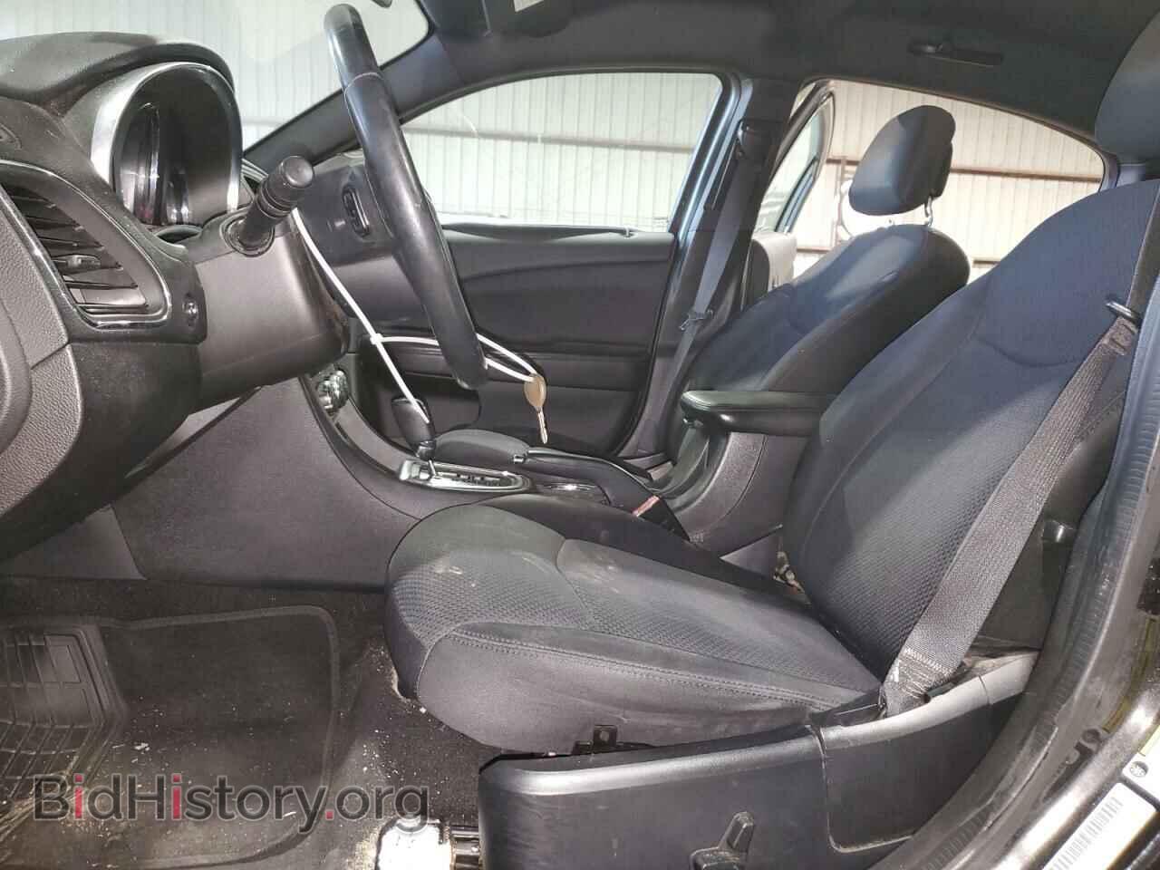2014 CHRYSLER 200 - VIN: 1C3CCBBB2EN159115 - Фото 7