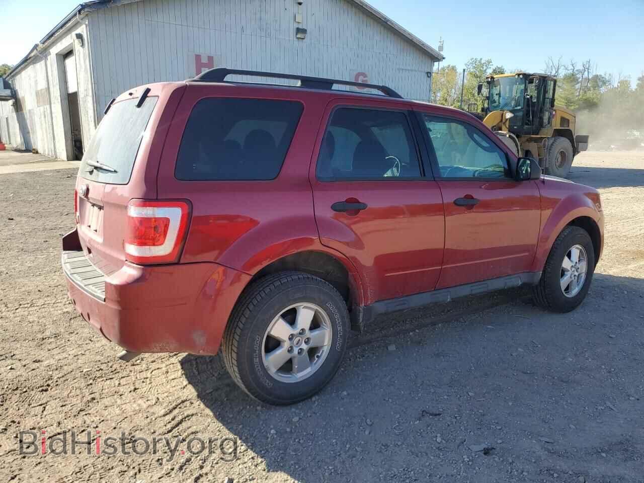 2011 FORD ESCAPE - VIN: 1FMCU0D70BKB90541 - Фото 3