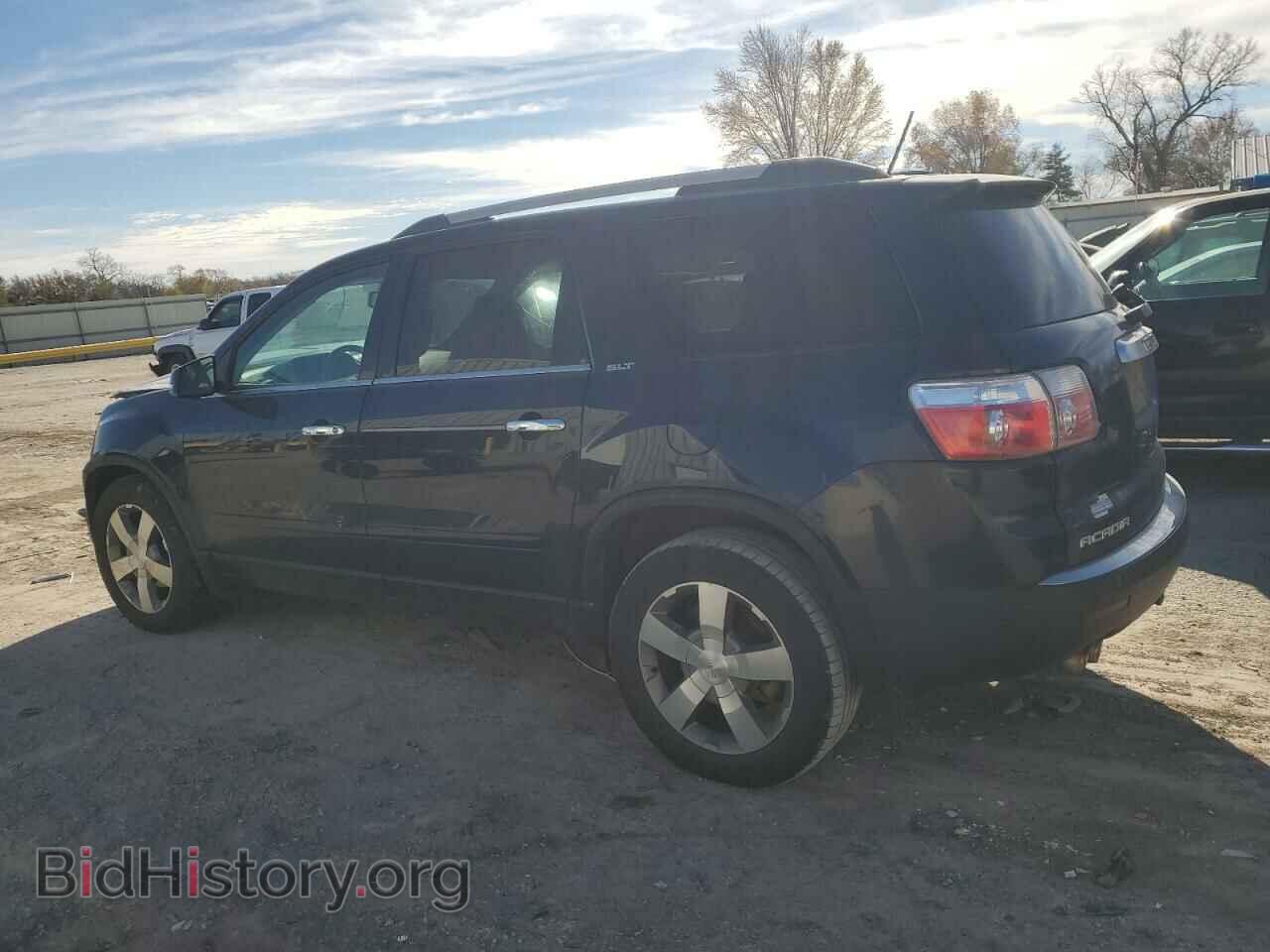 2011 GMC ACADIA - VIN: 1GKKVRED3BJ337743 - Фото 2
