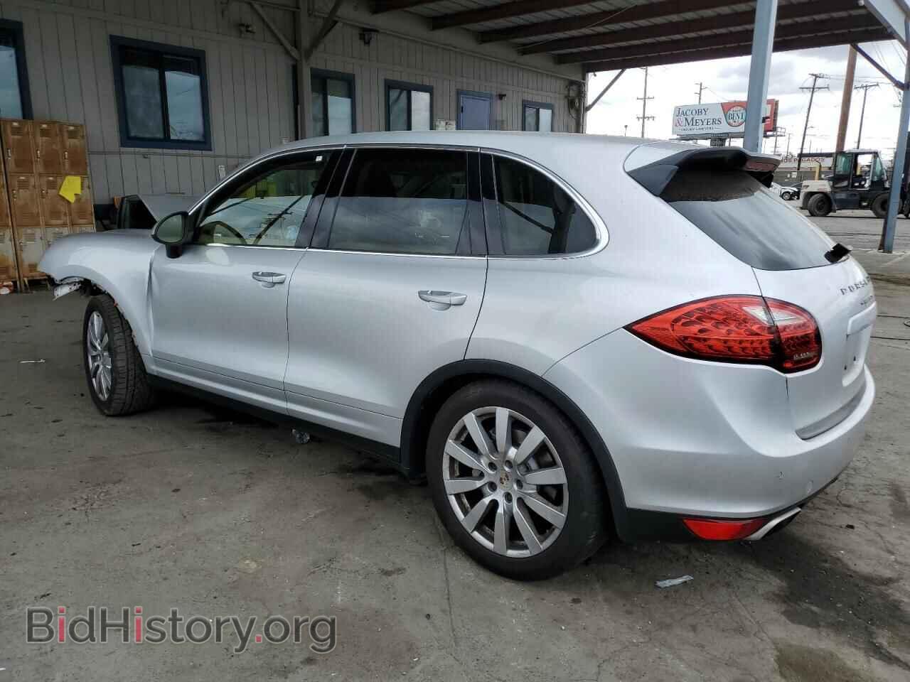 2012 PORSCHE CAYENNE - VIN: WP1AB2A20CLA44561 - Photo 2