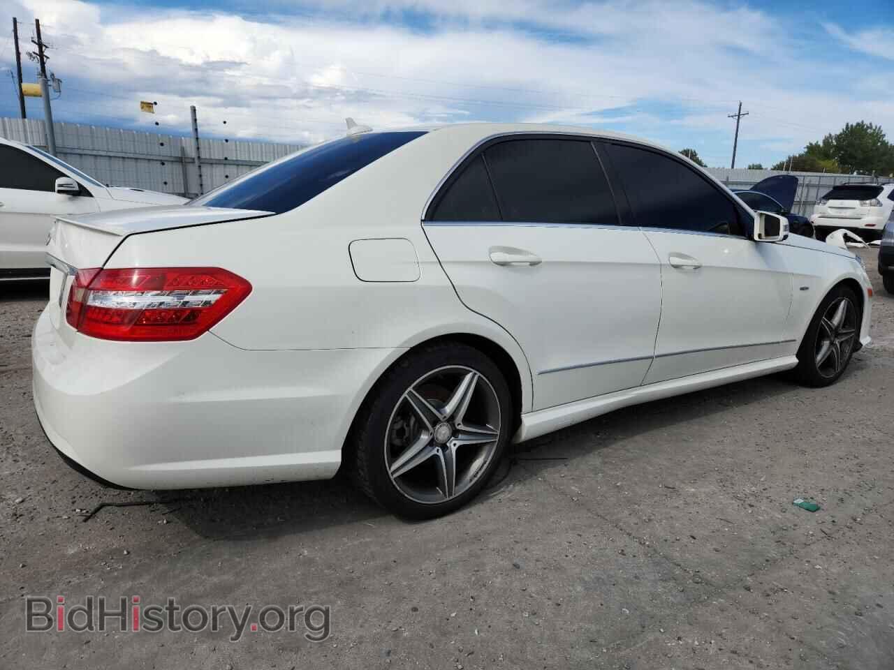 2012 MERCEDES-BENZ E-CLASS - VIN: WDDHF8JB2CA534122 - Photo 3