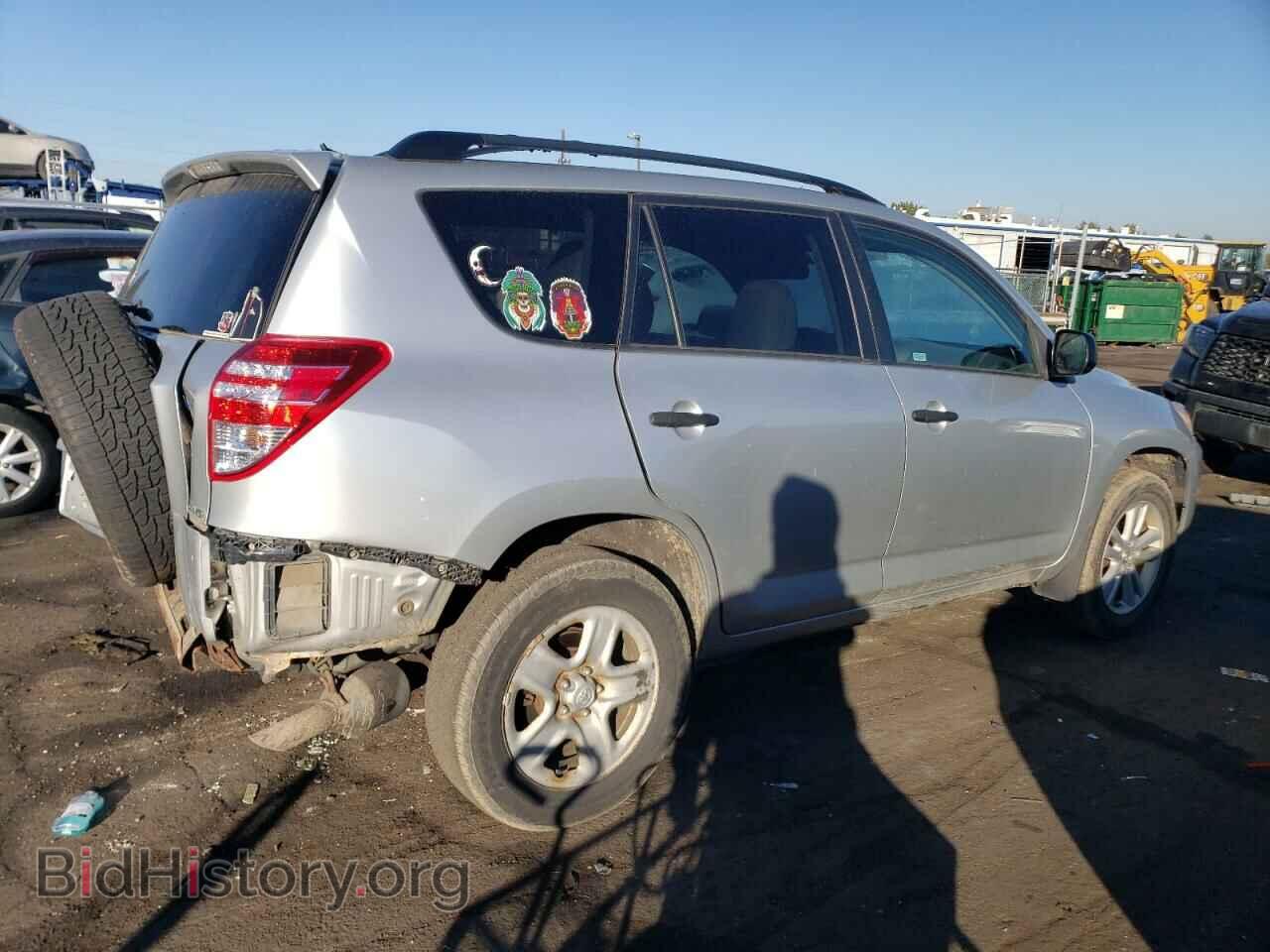 2011 TOYOTA RAV4 - VIN: 2T3BF4DV4BW170252 - Фото 3