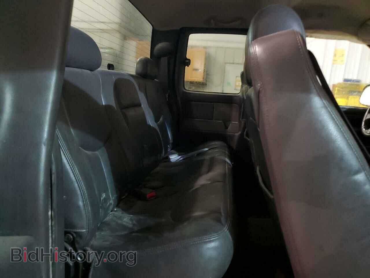 2005 GMC SIERRA - VIN: 2GTEK19B251348369 - Фото 10