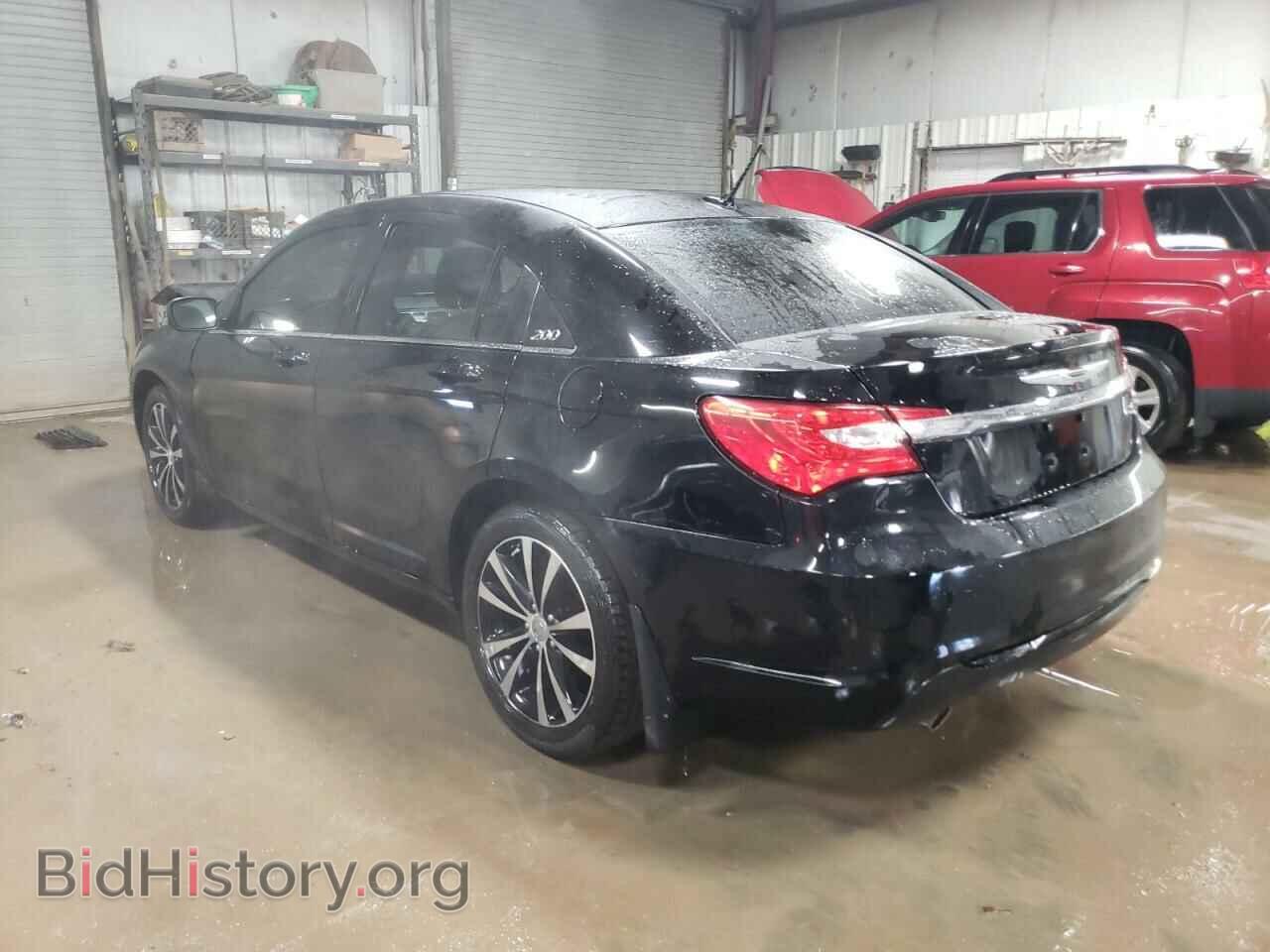 2012 CHRYSLER 200 - VIN: 1C3CCBBG3CN304400 - Photo 2