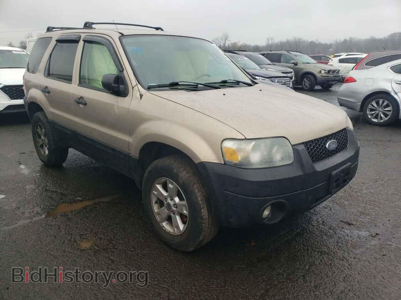 2007 FORD ESCAPE - VIN: 1FMCU93137KA24071 - Фото 4