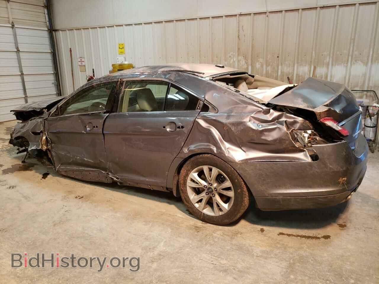 2011 FORD TAURUS - VIN: 1FAHP2EW5BG123736 - Photo 2