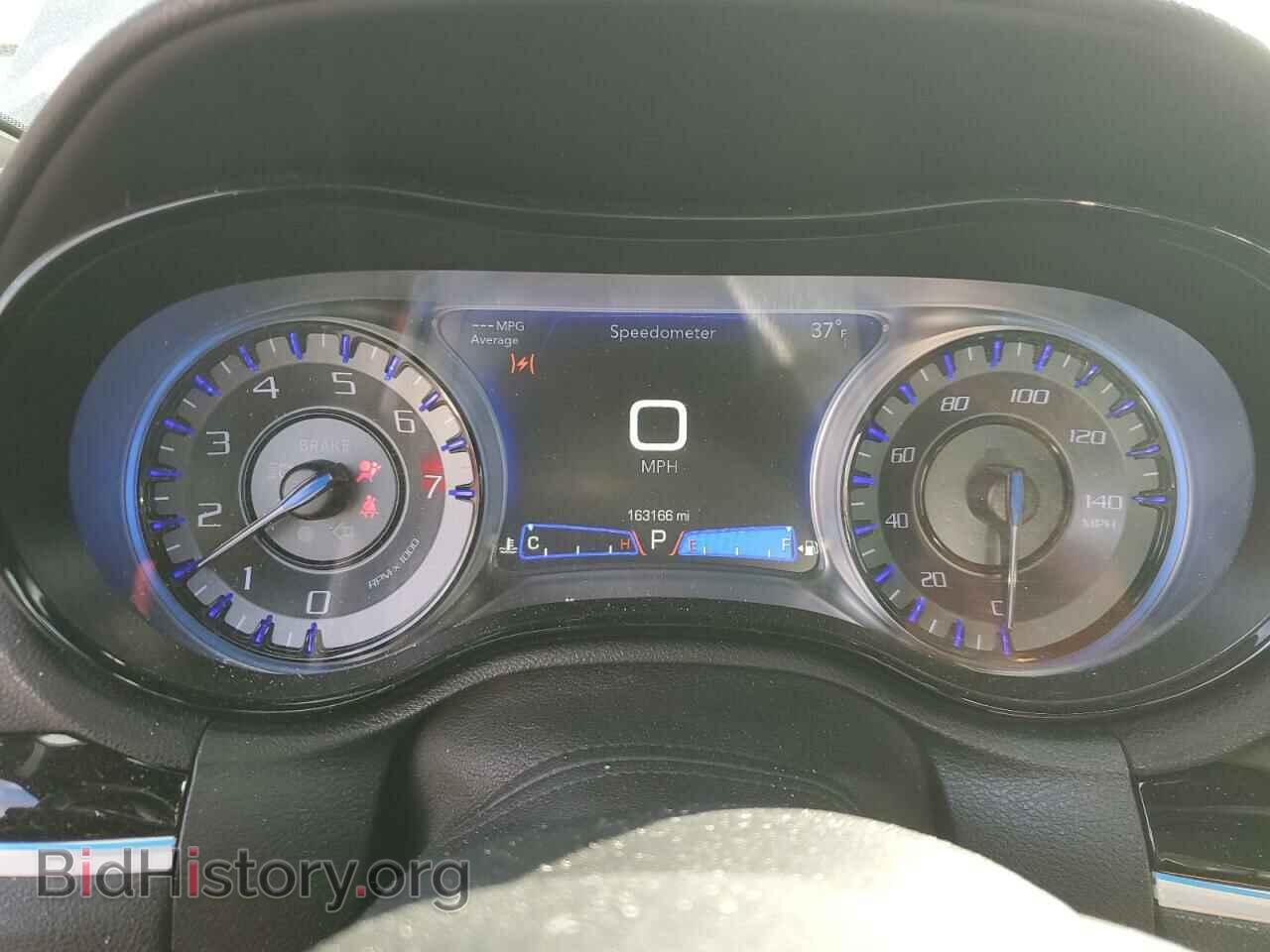 2019 CHRYSLER 300 - VIN: 2C3CCAGG0KH539833 - Фото 9