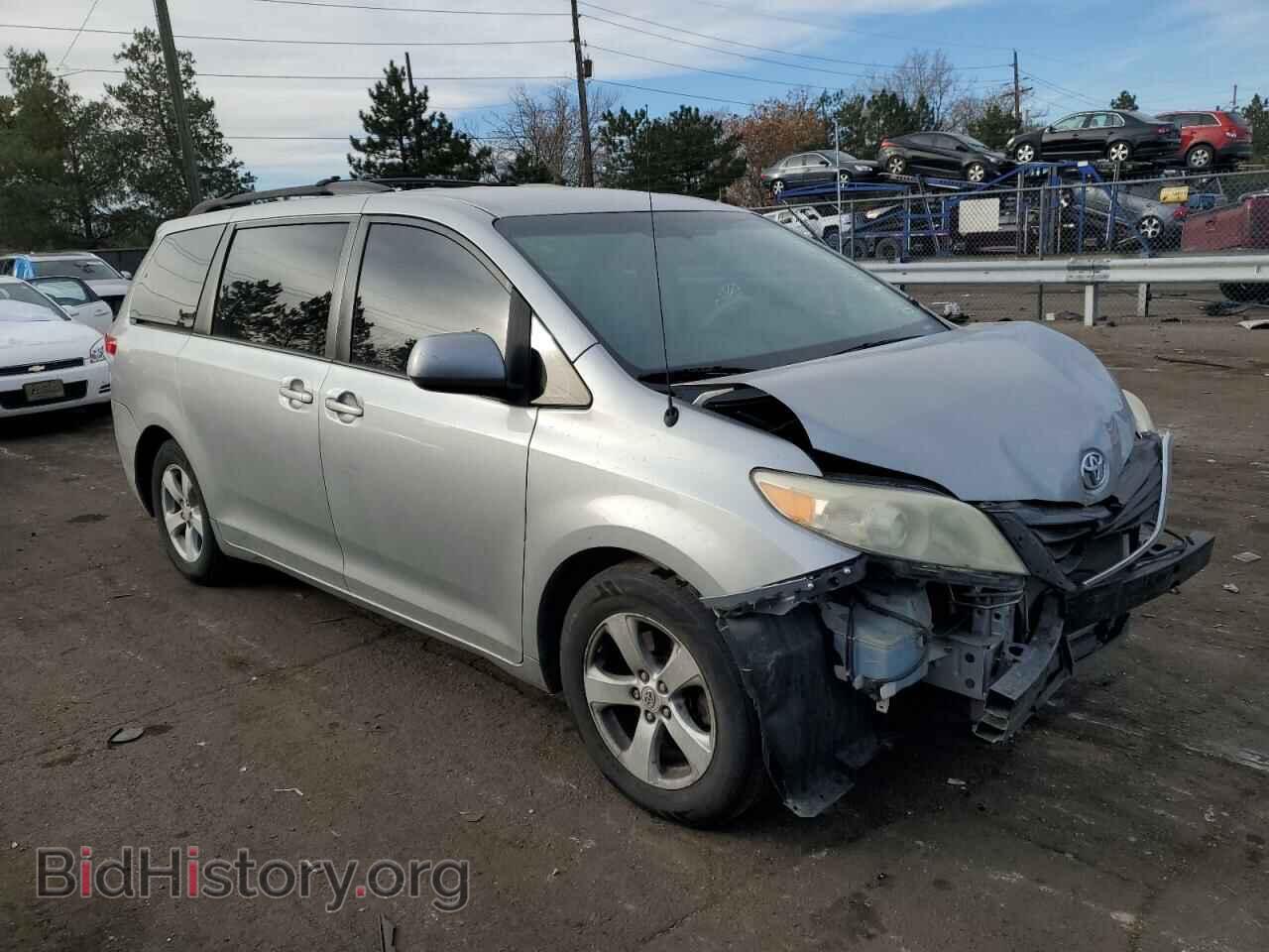 2011 TOYOTA All Models - VIN: 5TDKK3DC8BS039668 - Фото 4