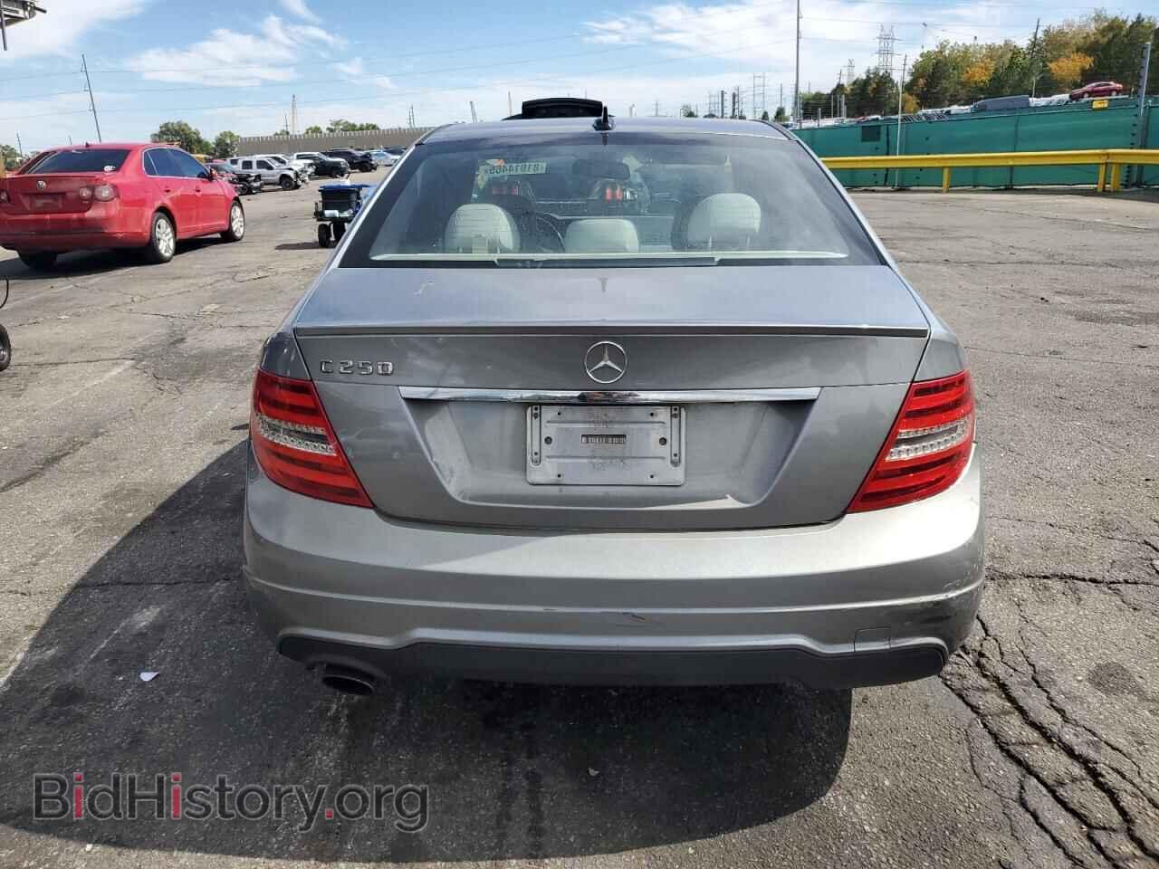 2012 MERCEDES-BENZ C-CLASS - VIN: WDDGF4HB7CR198740 - Фото 6