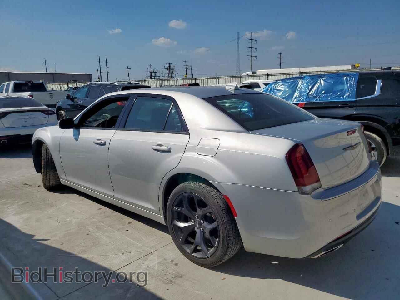 2023 CHRYSLER 300 - VIN: 2C3CCABGXPH566049 - Фото 2