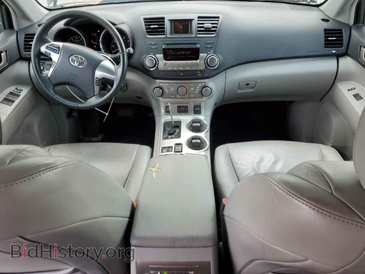 2011 TOYOTA HIGHLANDER - VIN: 5TDBK3EH7BS049604 - Фото 8