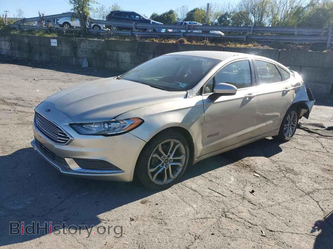 Photo 3FA6P0LU2HR254489 - FORD FUSION 2017