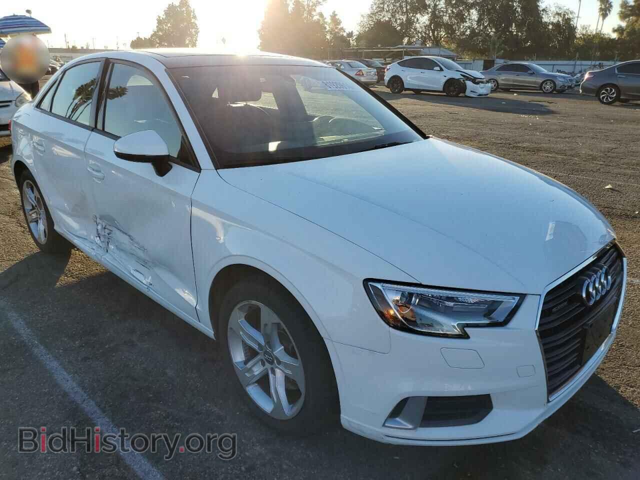 2018 AUDI A3 - VIN: WAUB8GFF4J1001148 - Фото 4