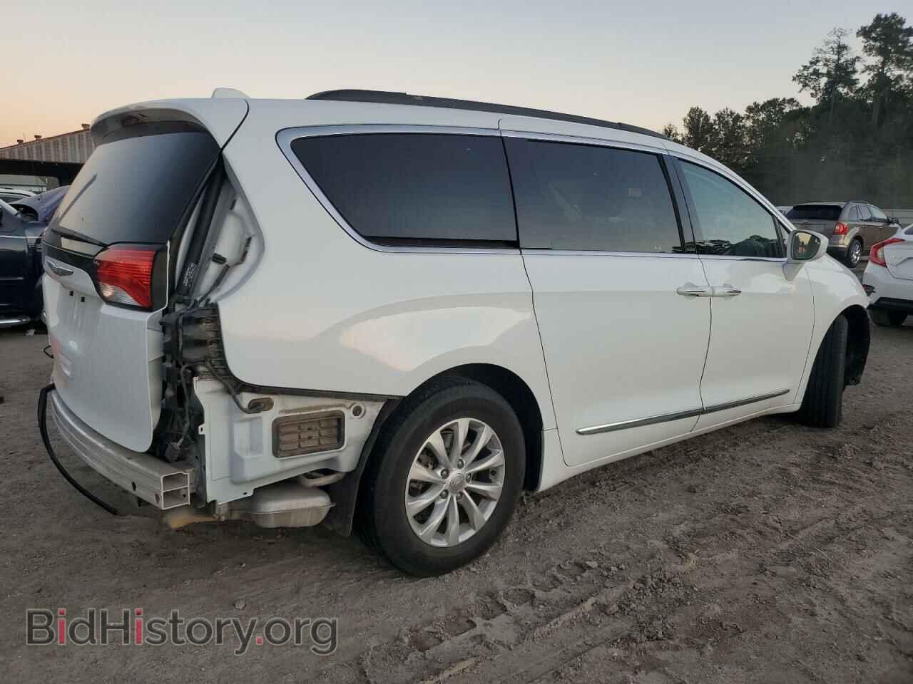 2017 CHRYSLER PACIFICA - VIN: 2C4RC1BG8HR832377 - Фото 3