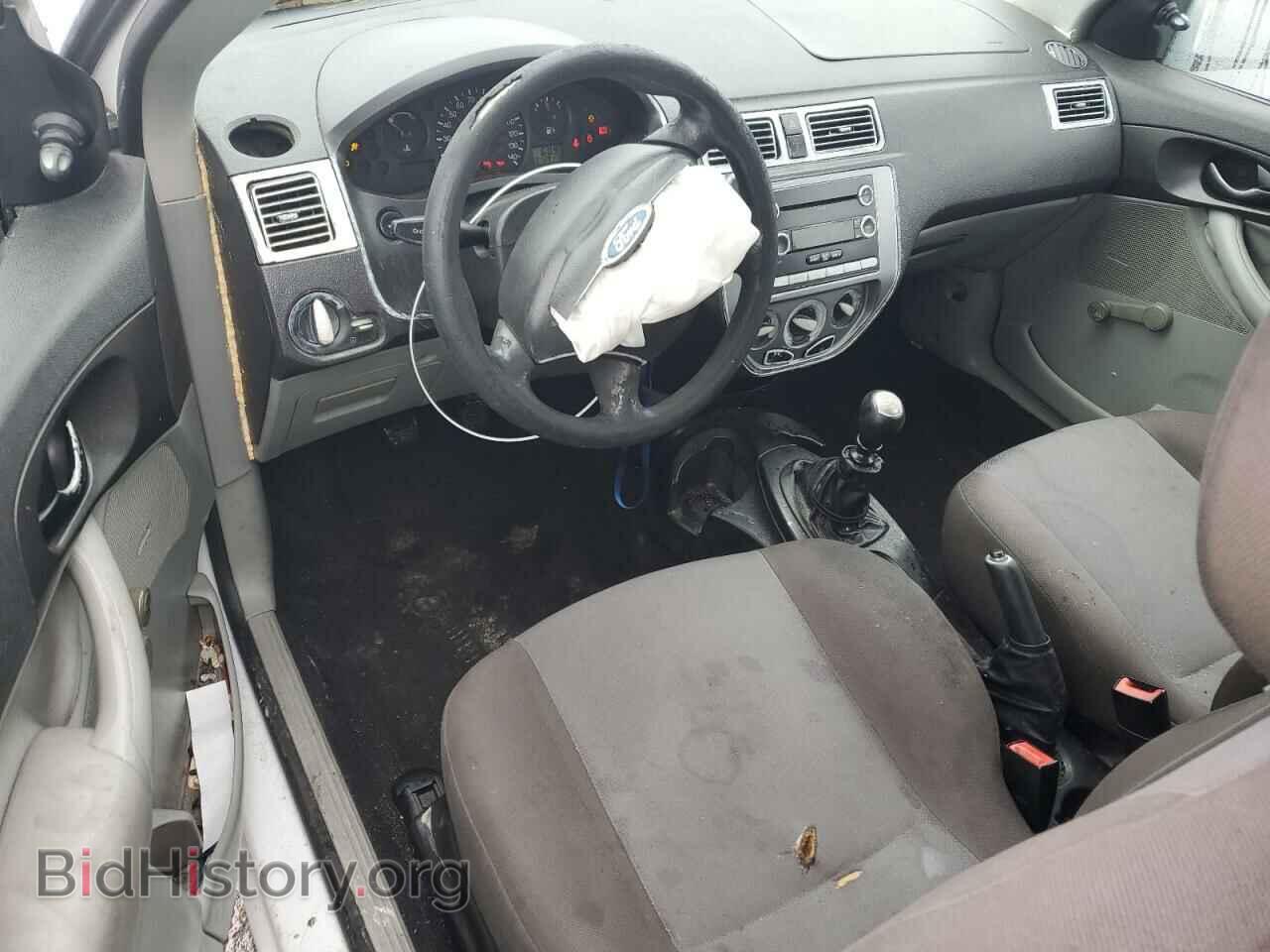 2007 FORD FOCUS - VIN: 1FAFP31N17W327733 - Фото 8