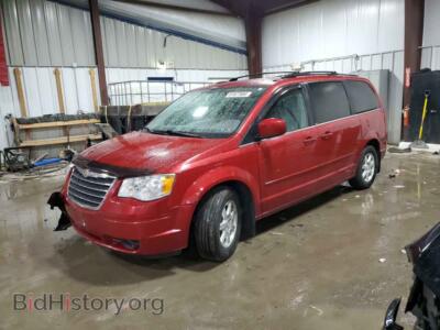 2008 Chrysler MINIVAN Touring, красный — VIN 2A8HR54P88R143785, Copart