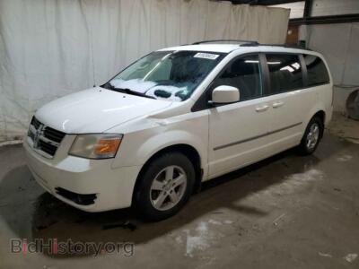 2010 Dodge CARAVAN SXT, white — VIN 2D4RN5D18AR317057, Copart