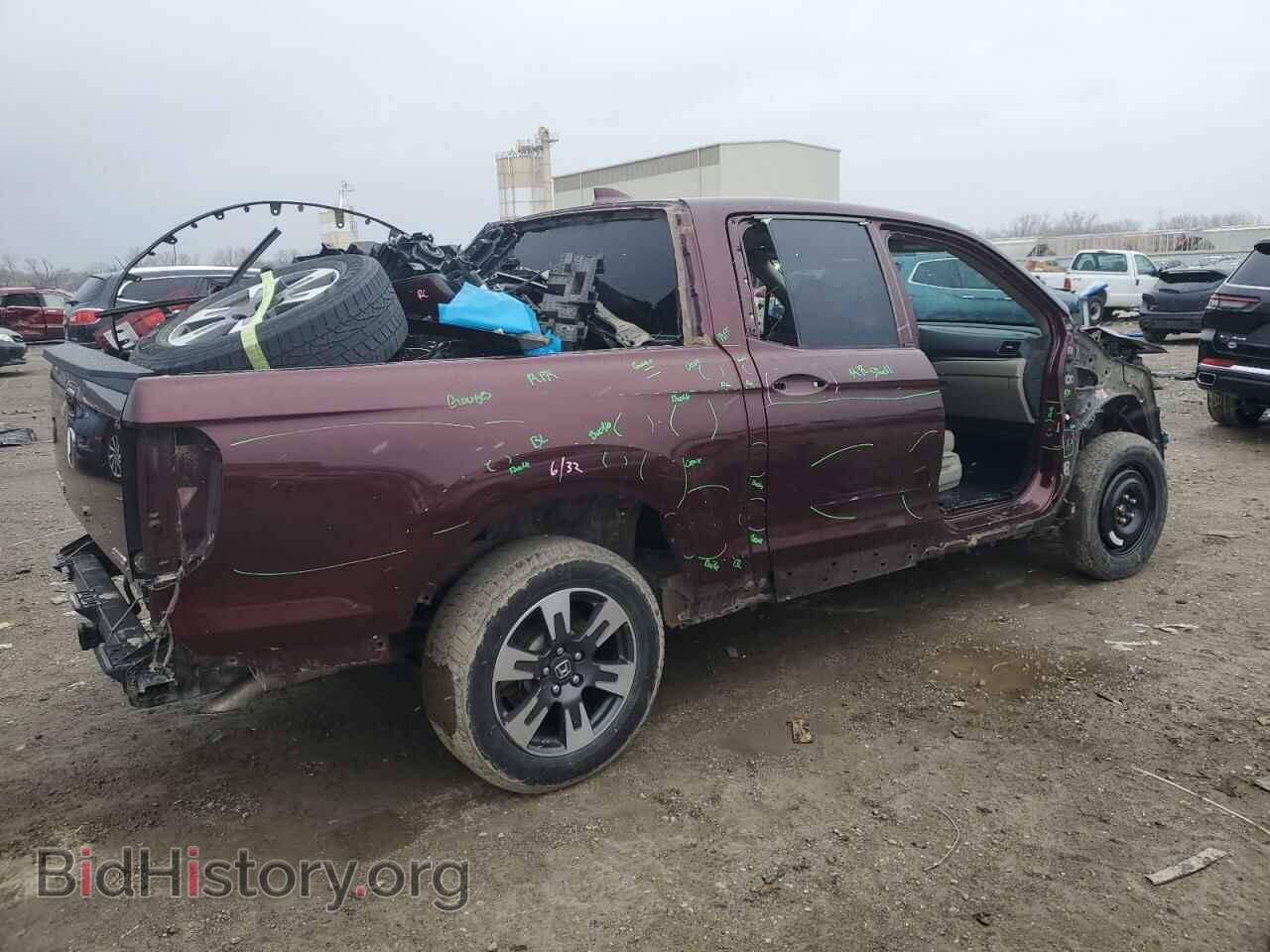 2018 HONDA RIDGELINE - VIN: 5FPYK3F58JB013493 - Фото 3