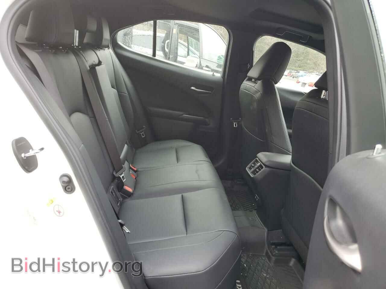 2019 LEXUS UX 200 - VIN: JTHY3JBH3K2007453 - Фото 10