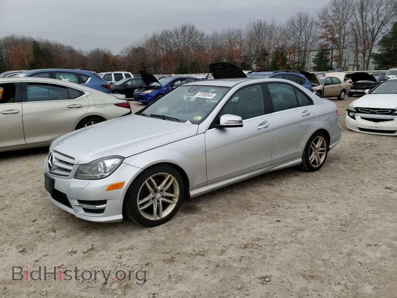 Фотография WDDGF8BB4CA723350 - MERCEDES-BENZ C-CLASS 2012